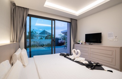 Choeng Thale Villa | Gold Chariot Pool Villa A4 in Tambon Choeng Thale