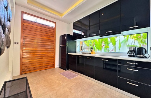 Sa Khu Villa | Golden Fish Villa - Tropical Modern Living