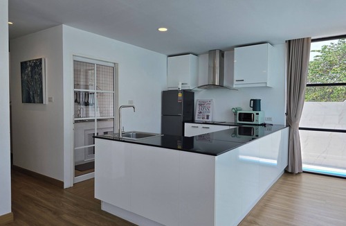 Pa Daet House | Gorgeous 4-bedroom house with AC in charming Chiang Mai