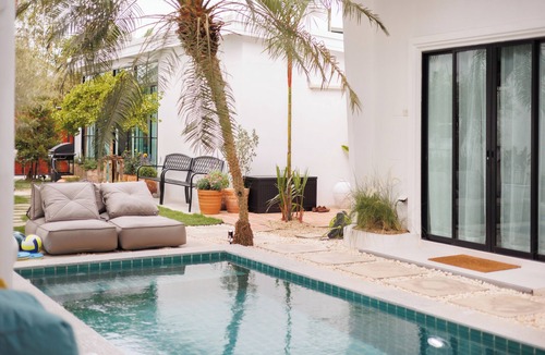 Pa Daet Villa | Hahn Haven l Private Pool Villa l Chiang Mai