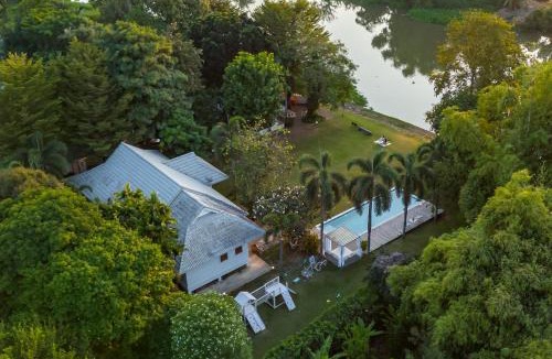 Sam Chuk House | Hide & Seek River Villa, Riverside Pool Villa , Suphan buri