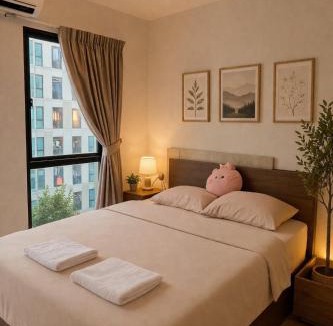 Bang Na Apartment | High Floor Peaceful Studio Near BTS Sukhumvit