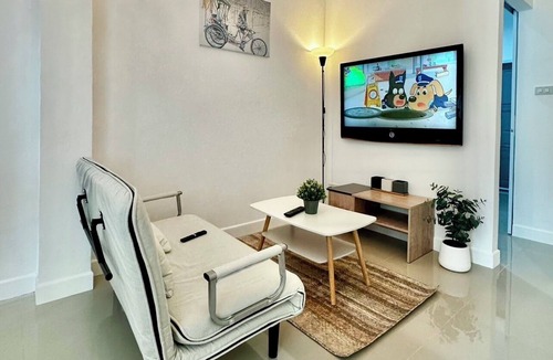 Fang House | Homey Home Hang Dong CNX