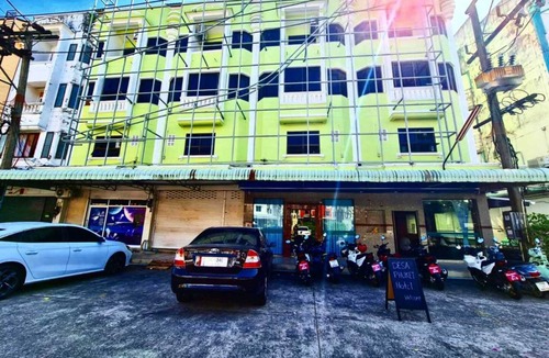Talat Nuea Hotel | Hotel ∙ 8 guests