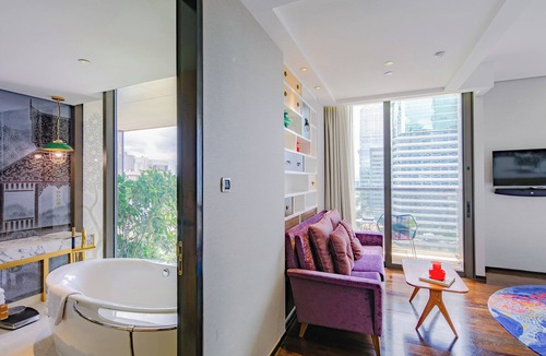 Ploenchit Hotel | Hotel Indigo Bangkok Wireless Road by IHG