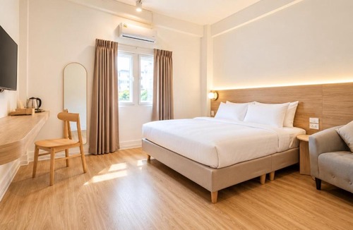 Arun Amarin Hotel | Hotel PaPa Bangkok Siriraj