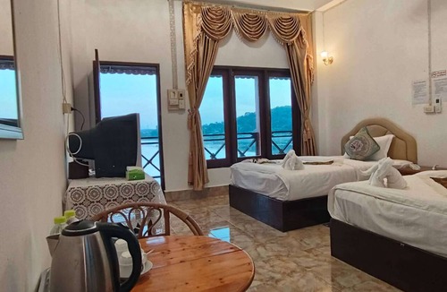 Bokeo Province Hotel | Houayxai Riverside Phonevichith Hotel