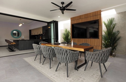 Rawai Villa | Huge 4 BDRS pool villa with pool table at rawai