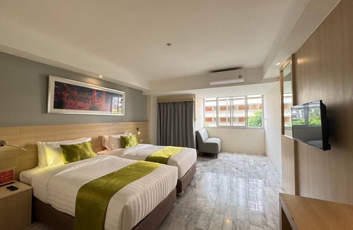 Talat Phlu Hotel | iCheck inn Thapra