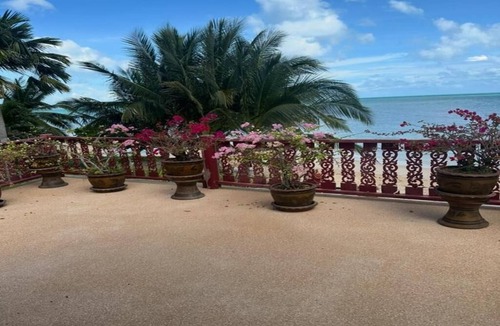 Bang Po Villa | Ideal Family 5 Bed Thai Style Beachfront Villa with Private Pool