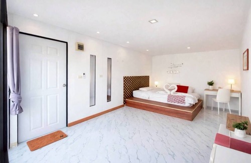 San Sai Hotel | innbox Chiangmai Hotel