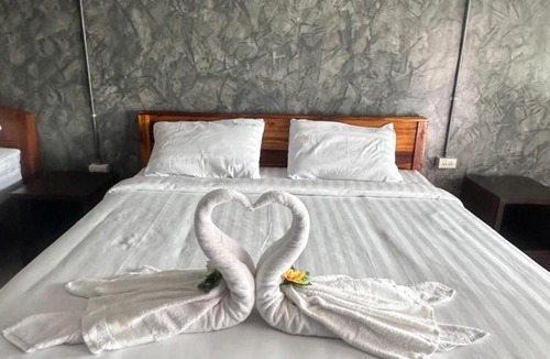 Mueang Kao House | J House Has love