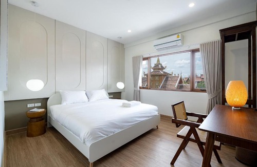 Old City House | Jetlin Home Old Town -3 mins to walking street , Mountain view