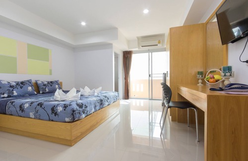 Suan Luang Hotel | JR Mansion