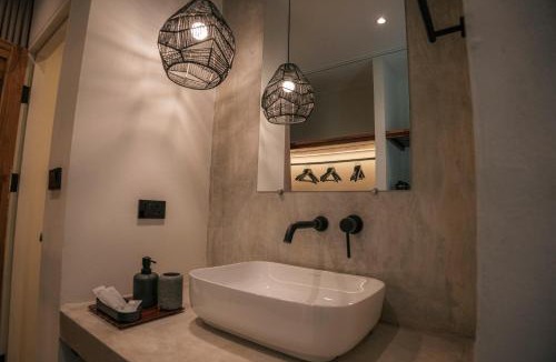 Ko Chang House | KAI BAE BALCONY Hills Bungalows Koh Chang