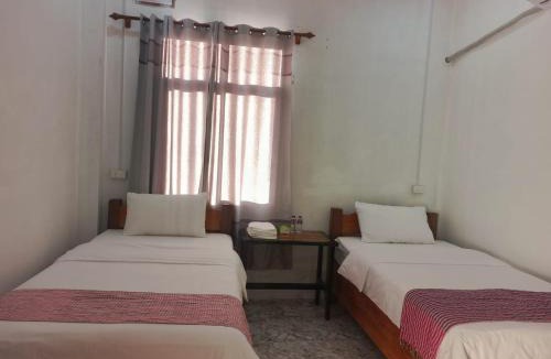 Pakbeng House | Khamfong Guesthouse