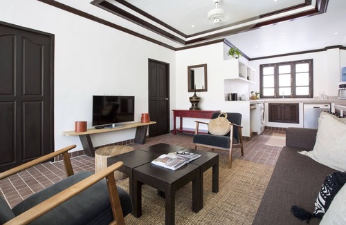 Bophut House | KHAMIN POOL VILLA, 2 BR, 2 BA, up to 6 guests, 5' drive from Chaweng Beach
