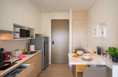 Na Chom Thian Apartment | King Bed Sea View Condo | 2 Resort Pools | 1min to Private Beach