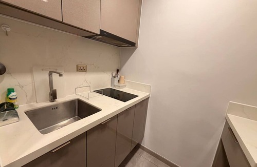 Rama 9 Apartment | King Bed w/Separate Living Room and Kitchen