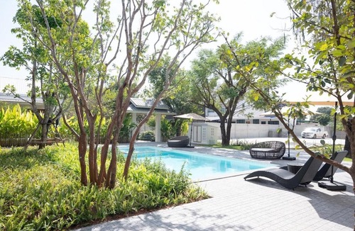 Pak Khat Hotel | Kwang x Yao Café, Resort & Pool Villa