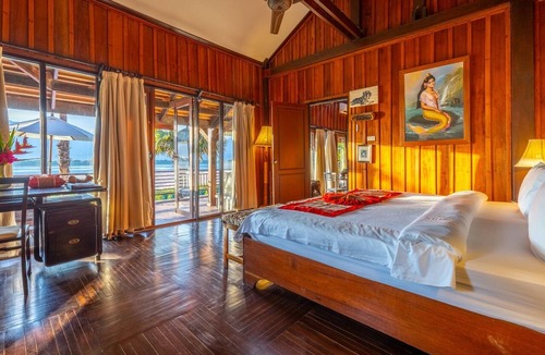 Pathouphone Hotel | La Folie Lodge