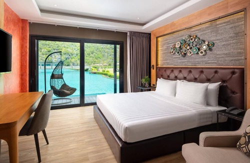 Sam Roi Yot Hotel | La Isla Pranburi Beach Resort