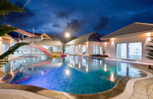 Nong Pla Lai Villa | LABARIS LUXURY POOLVILLA WONGAMART BEACH 5 Bedroom