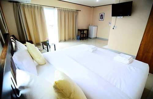 Mae Pa Hotel | Laksasuk House
