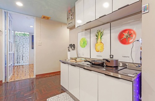 Khlong Tan House | Large House in the Middle of Sukhumvit 22 for Family
