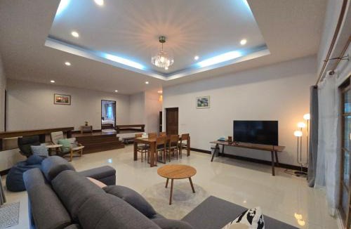 Nakhon Nayok House | Lazy Daisy Nakhon Nayok
