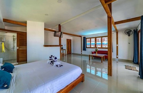 Wok Tum Hotel | Le Grand bleu Hotel
