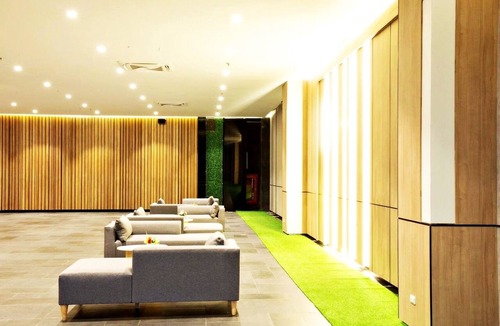 Bang Chalong Hotel | Le Srivaree Suvarnabhumi Airport Hotel