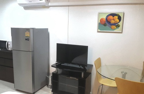 Embassy District Hotel | Le Vanvarothai Saladaeng Residence