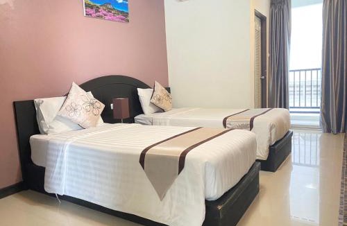 Ratchadaphisek Hotel | Leelawadee Modern Resort Huaykwang - ลีลาวดี ห้วยขวาง