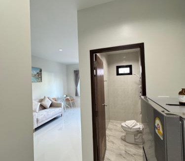Si Sunthon Apartment | Lela Home
