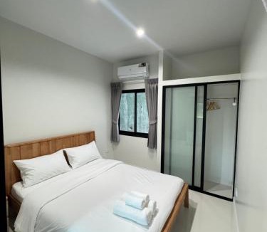 Si Sunthon Apartment | Lela Home