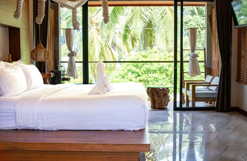 Ko Lanta Hotel | Long Beach Chalets