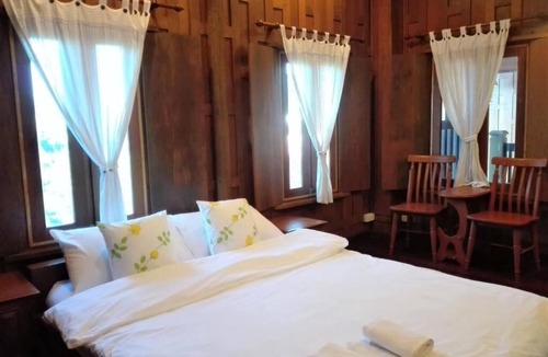 Bang Pa-in Hotel | Luang Chumni Village
