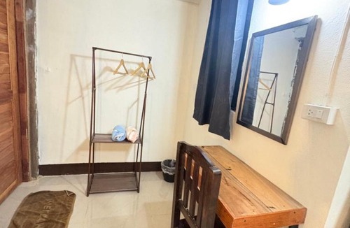 Mok Cham Pae House | Lung Soi Nguen Homstay Pang Oung
