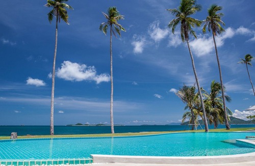 Na Mueang Villa | Lux Beachfront Home for perfect family vacations