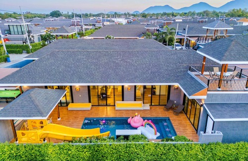 Kao Yai Villa | Luxurious 3-Bedroom Pool Villa Near Cha-Am Beach