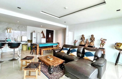 Patong Apartment | Luxurious 4-Bedroom Apartment with Stunning Patong Bay Views
