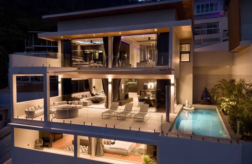 Bophut Villa | Luxurious 5-bedroom villa in Plai Laem with sea views, saltwater pool, and daily maid service