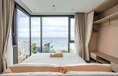 Pattaya Bay Apartment | Luxury 2 Bed Room Sea View With Large Bath Tub In Balcony
