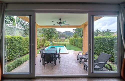 Ko Chang Villa | Luxury 3-Bedroom Pool Villa Near Beach, Koh Chang