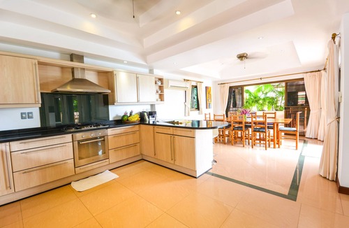 Kata Villa | Luxury 4 Bed Infinity Pool Villa, Chef.