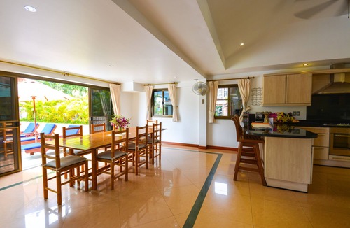 Kata Villa | Luxury 4 Bed Pool Villa with Chef