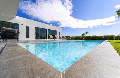 Khao Tao Villa | Luxury 5 Bedroom Pool Villa (KH-C1)