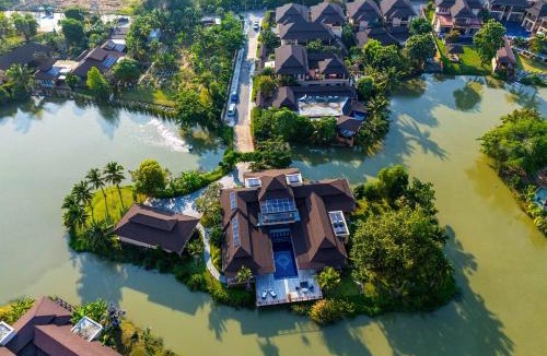 Nong Kae Villa | Luxury 5 Bedroom Villa Close to Beach SRS