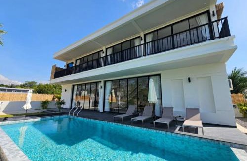 Thong Sala Villa | Luxury Beachfront Pool Villa in Koh Phangan 2BR, Direct Beach Access